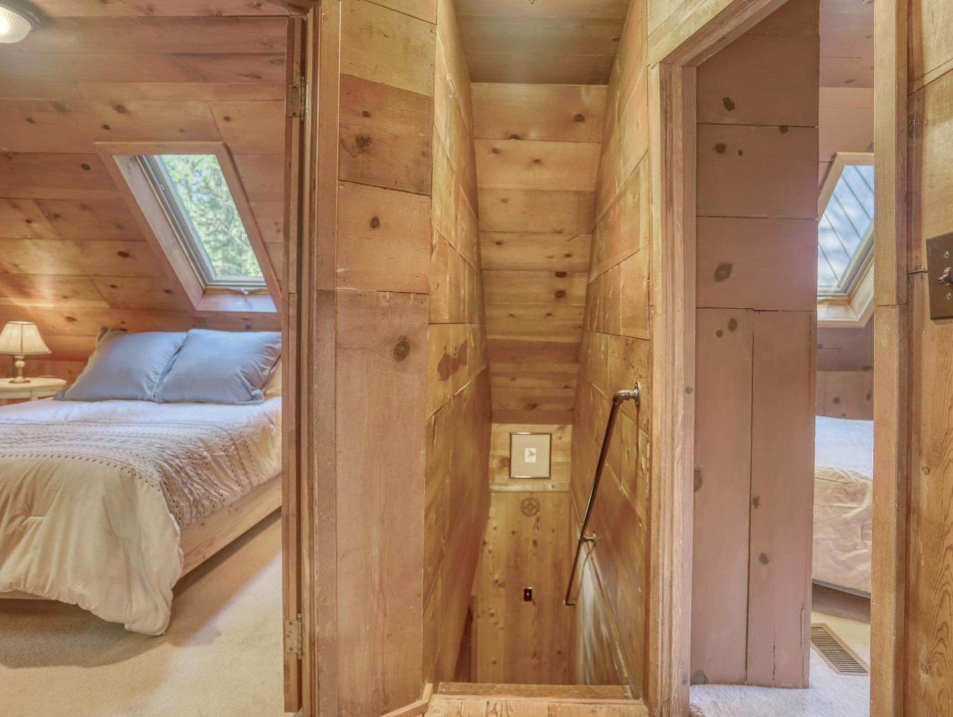 Wallace Cottage - Meredith Lodging