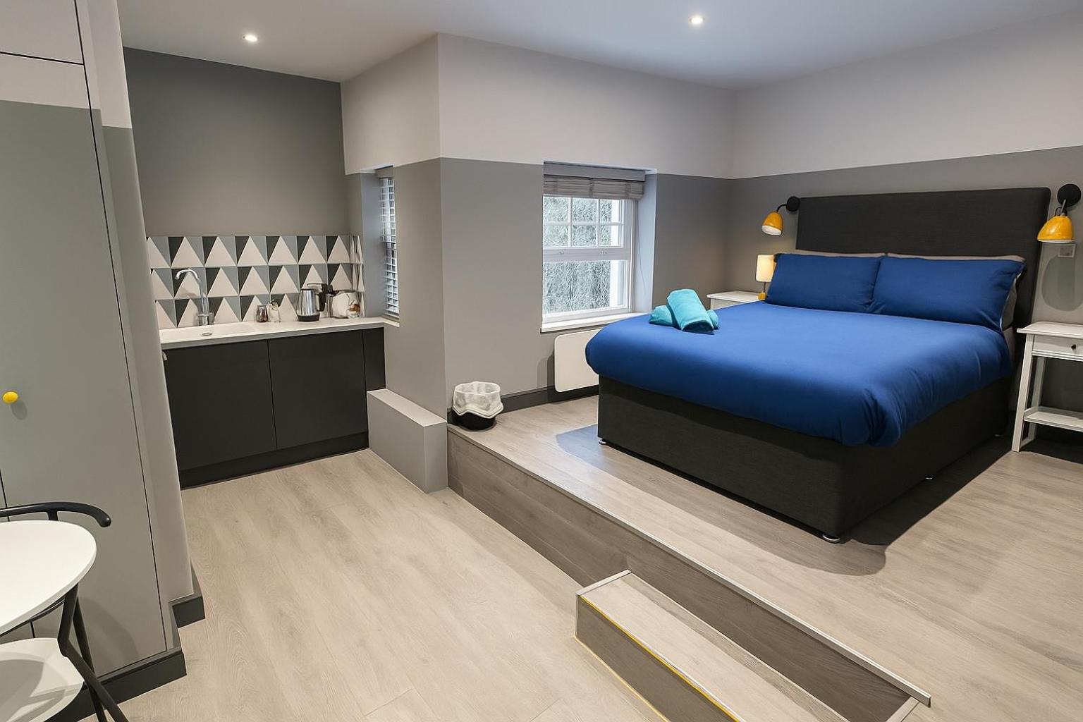 345 Lovely Lux Studios near Kingscross and Central London Keyless Smart Check-In