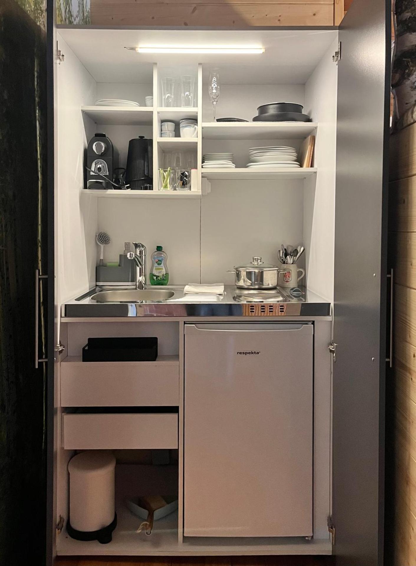 Kitchen or kitchenette