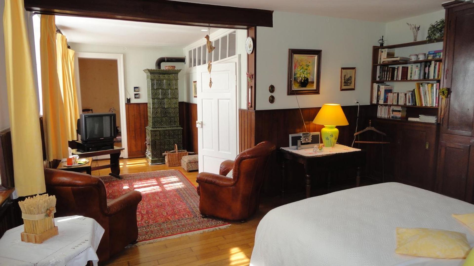 Photo of the whole room