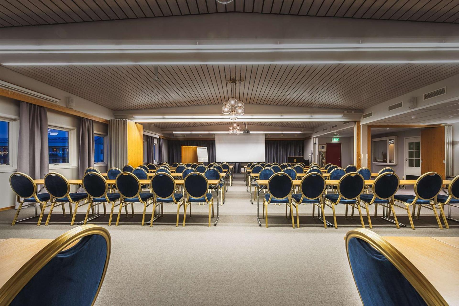 Meeting/conference room