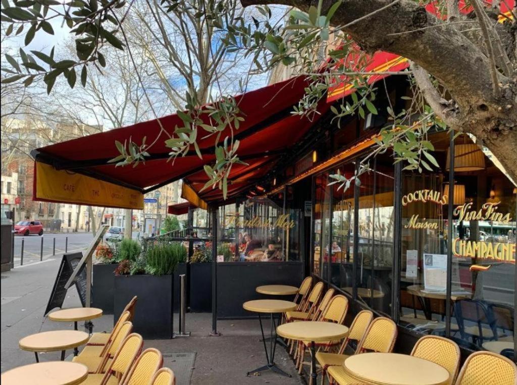 Cozy Parisian Apartment