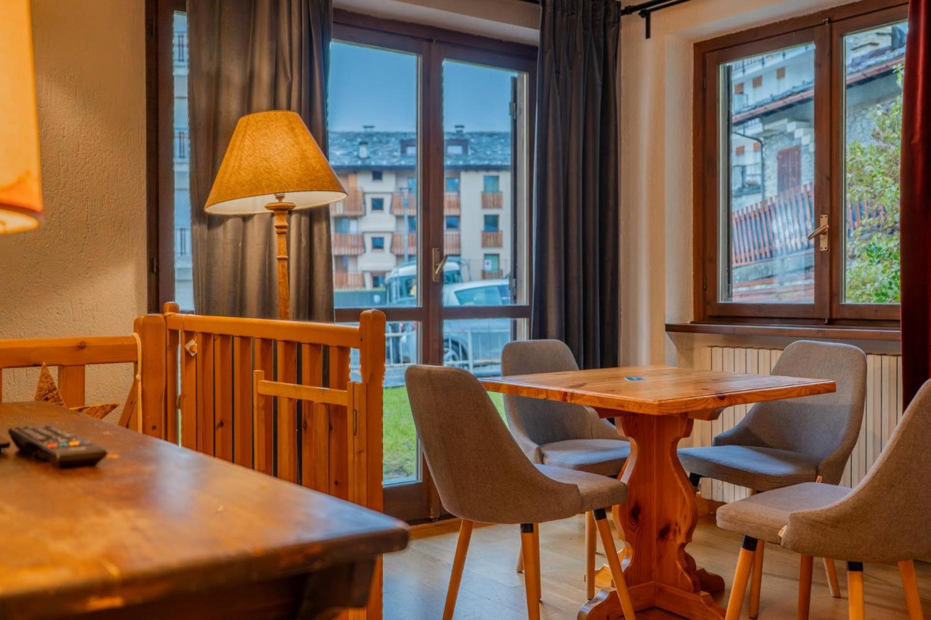 CASA JULIE - Accogliente rifugio nella quiete - COUR 0157