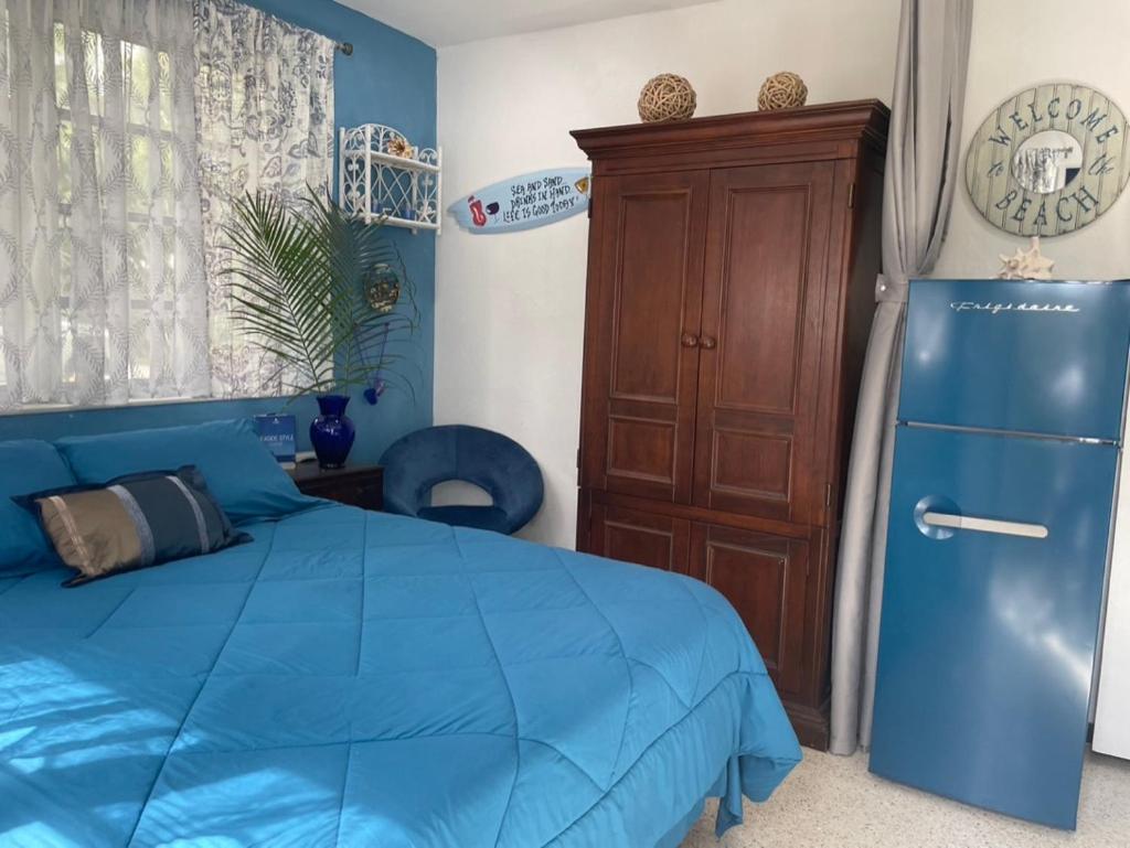 Tropical Classic Retro Florida, Private 2 bedroom Suite with Best Location