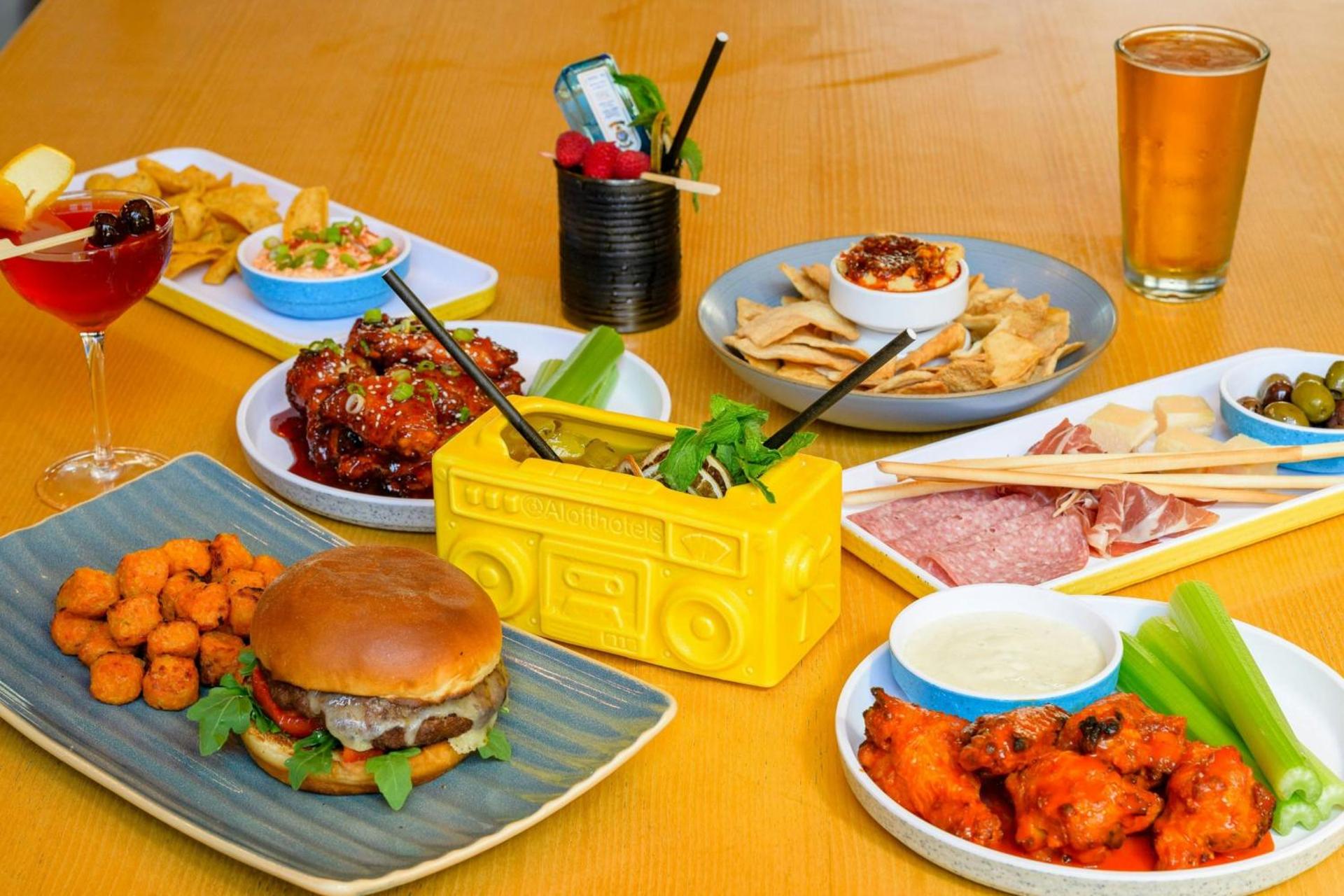 Restaurant/places to eat