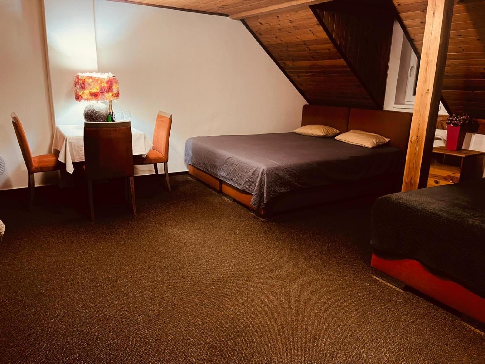 Hotel & Restaurant Adolfovský Dvůr