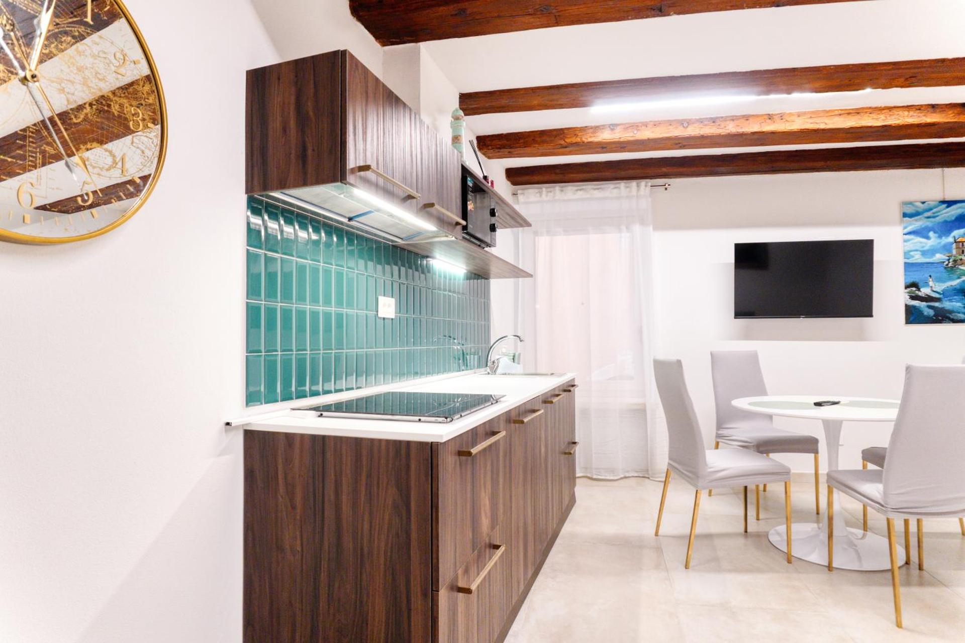 Domus Martis Elegant Suites - Just 20 meters from Verona Cathedral