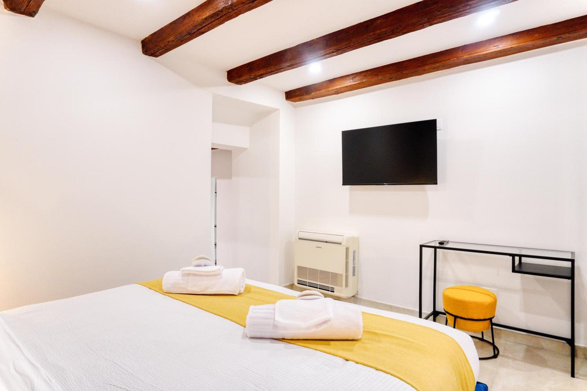 Domus Martis Elegant Suites - Just 20 meters from Verona Cathedral