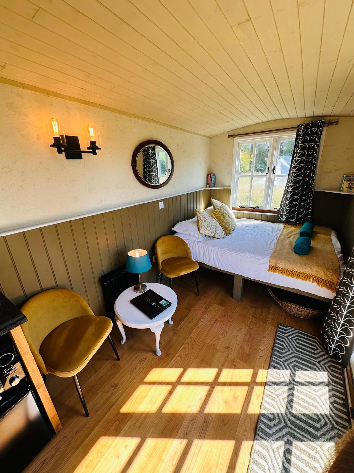 Buzzard Holt Hosting