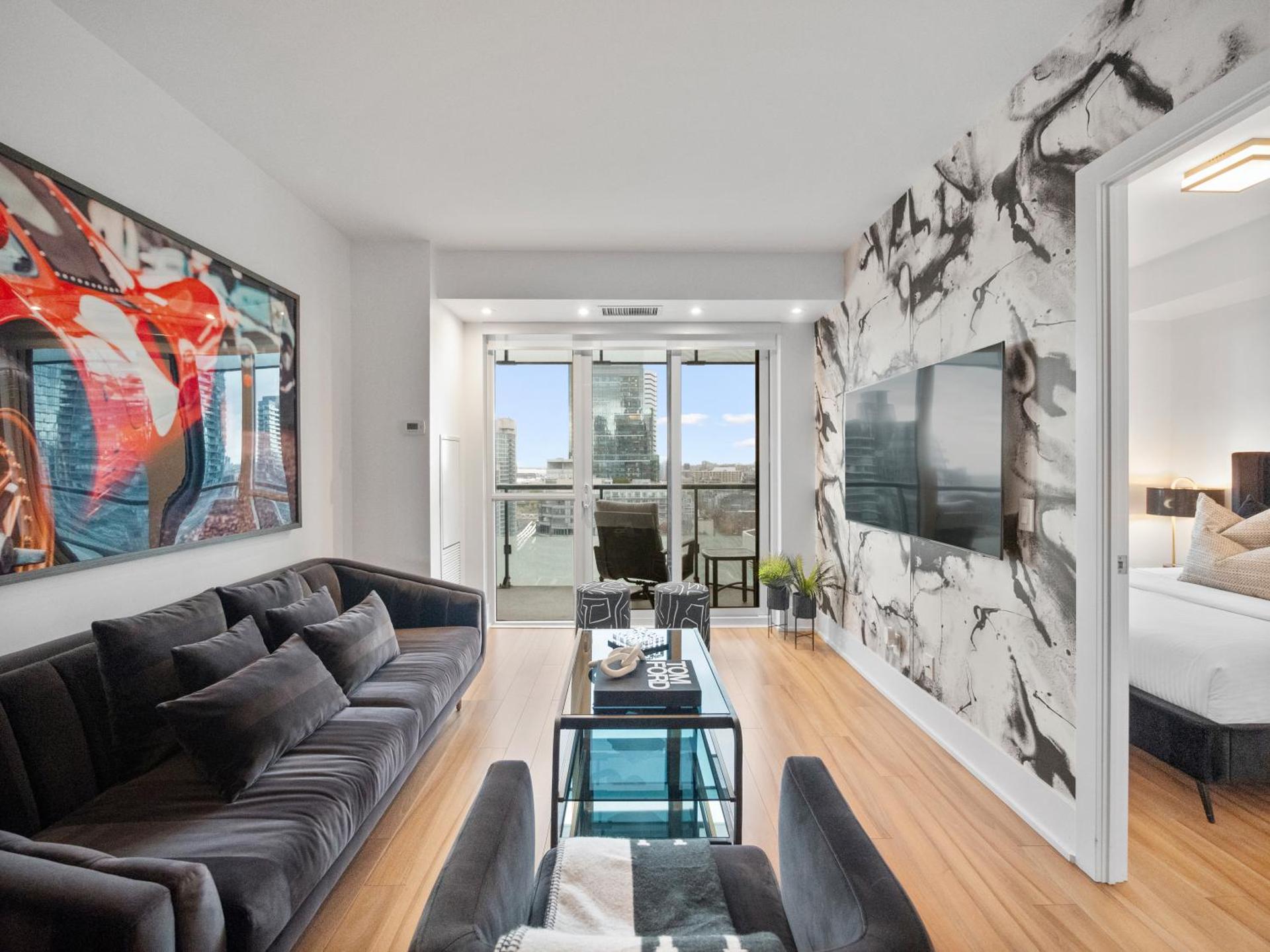 Grand Park Suites - Toronto's Convention District