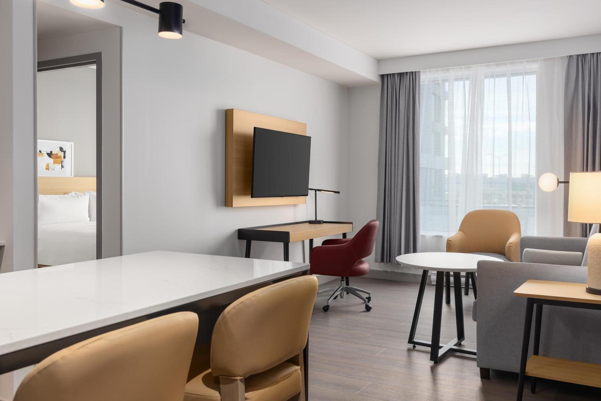 Staybridge Suites Montreal Airport - St-Laurent by IHG