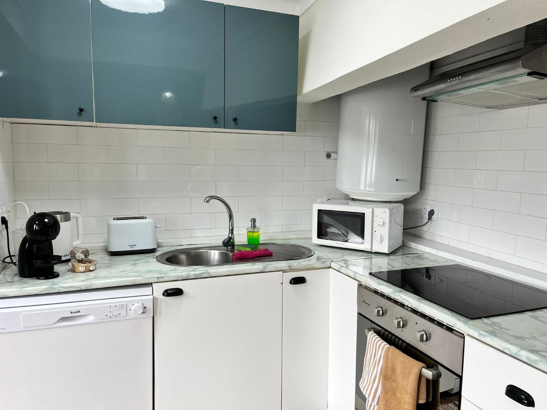 Casa Três Campos, Povoação