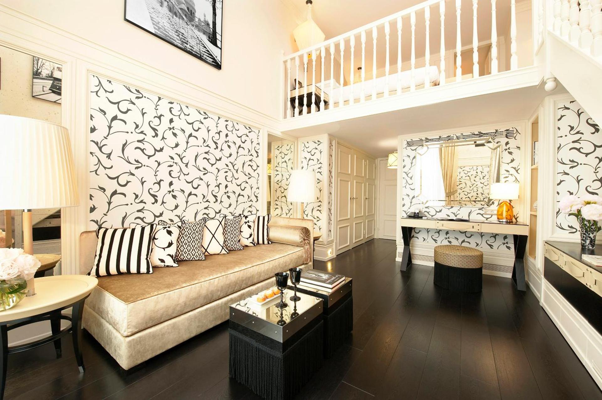 Photo of the whole room