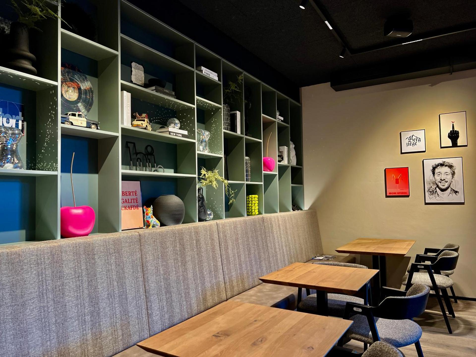 Restaurant/places to eat