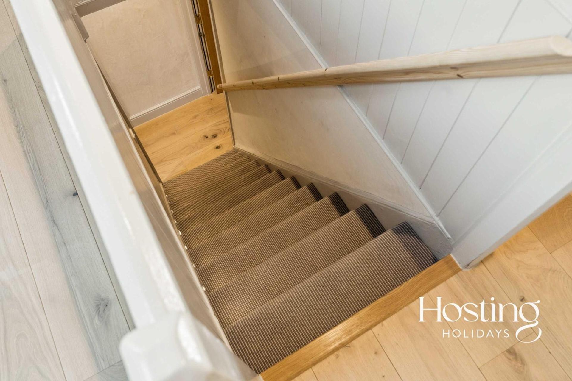 The Loft - 1 Bed Luxury Apartment with Bathtub