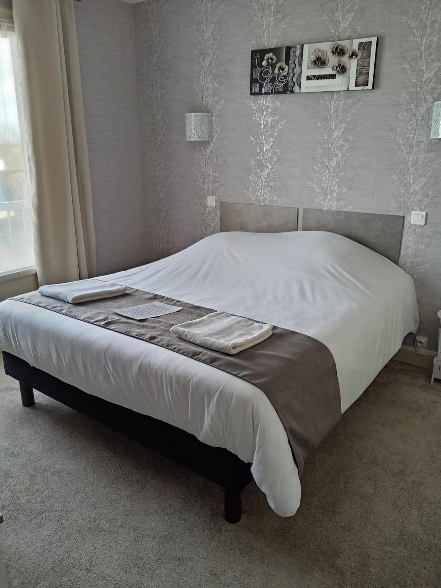 Hôtel Le Lyon Vert Commentry