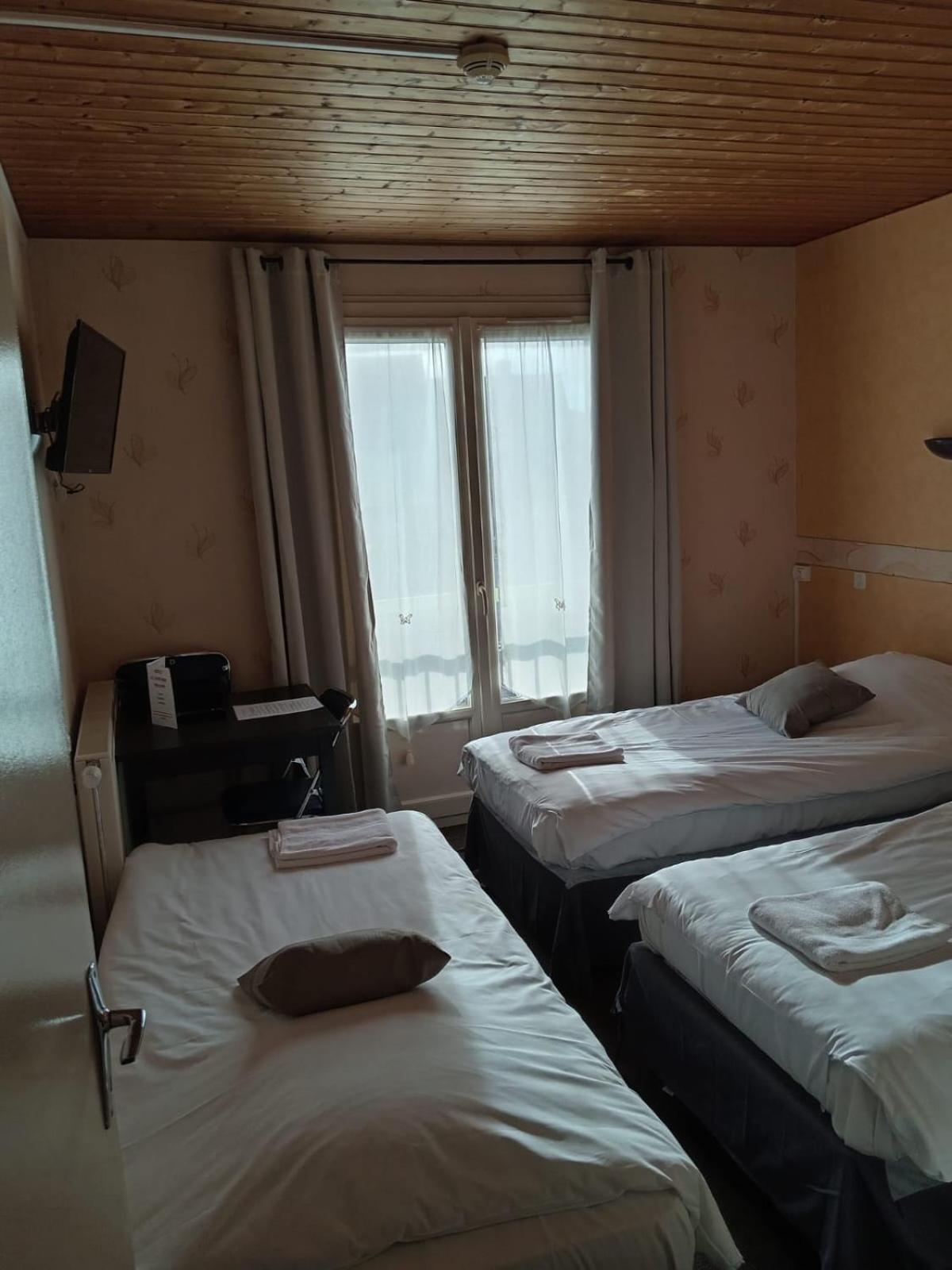 Hôtel Le Lyon Vert Commentry