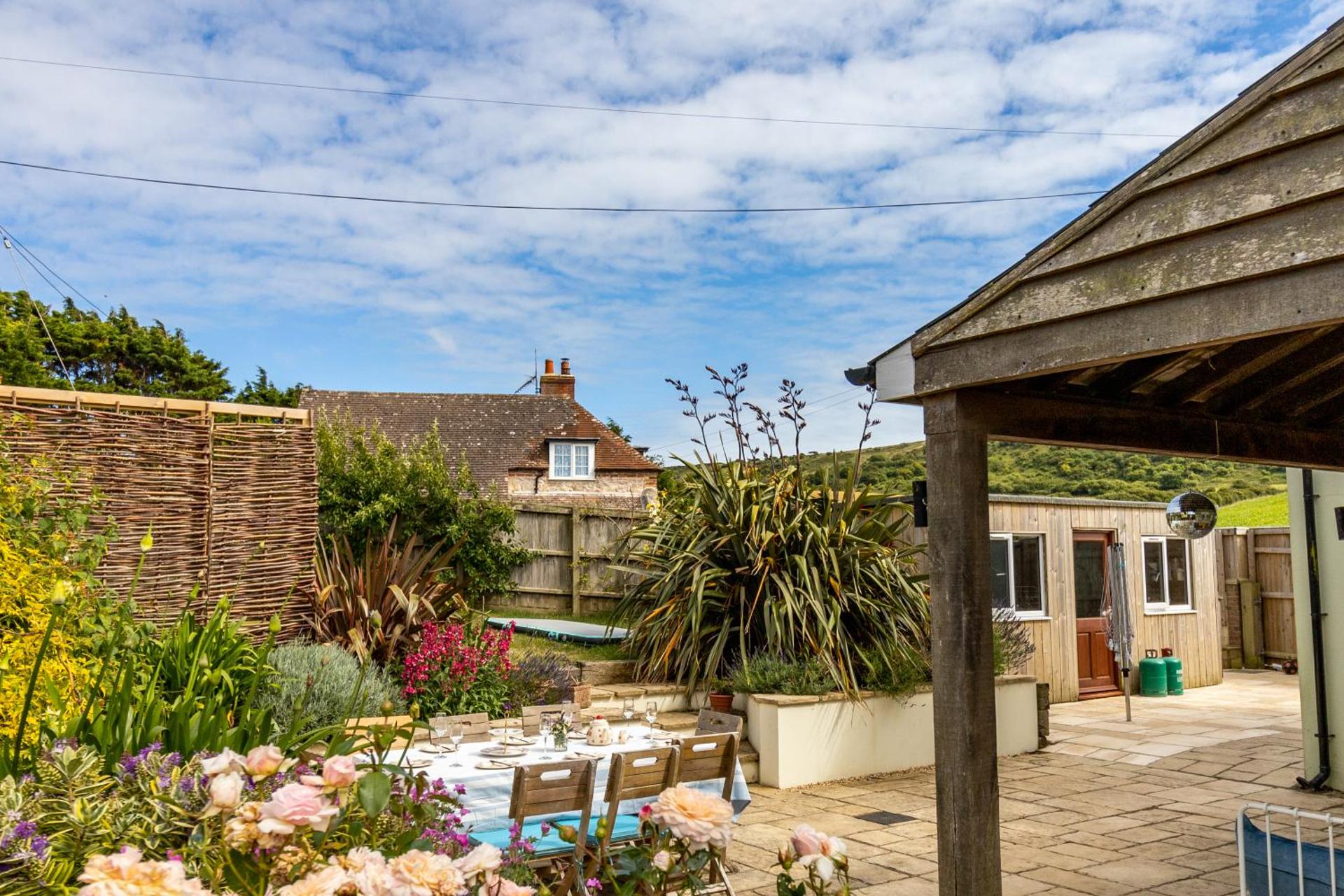 Poachers Lodge At Tapnell Farm