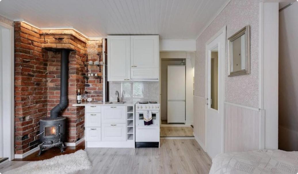 SELF-SERVICE wooden studio with parking near Aura river