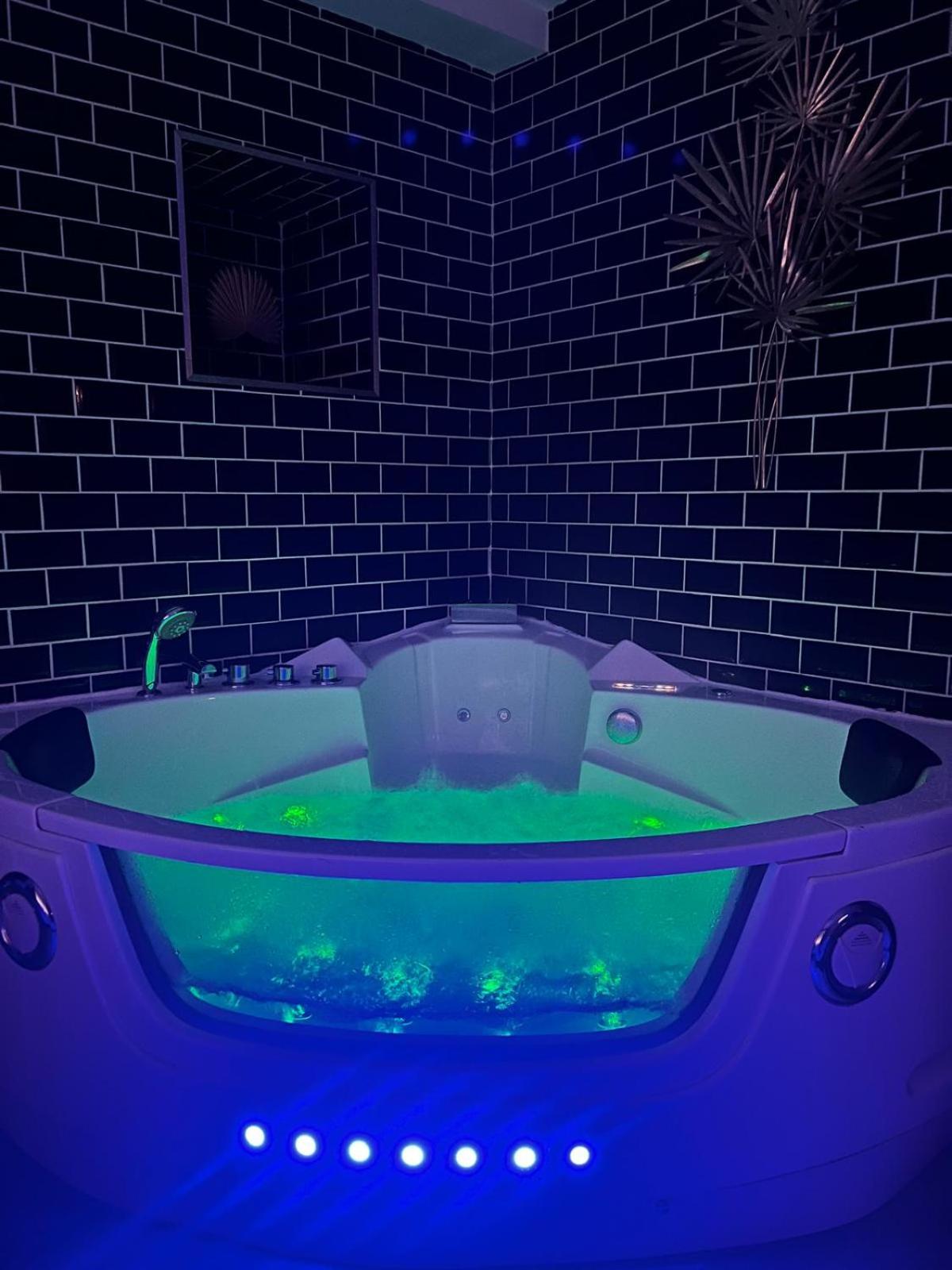 Appartement jacuzzi Gold&Night