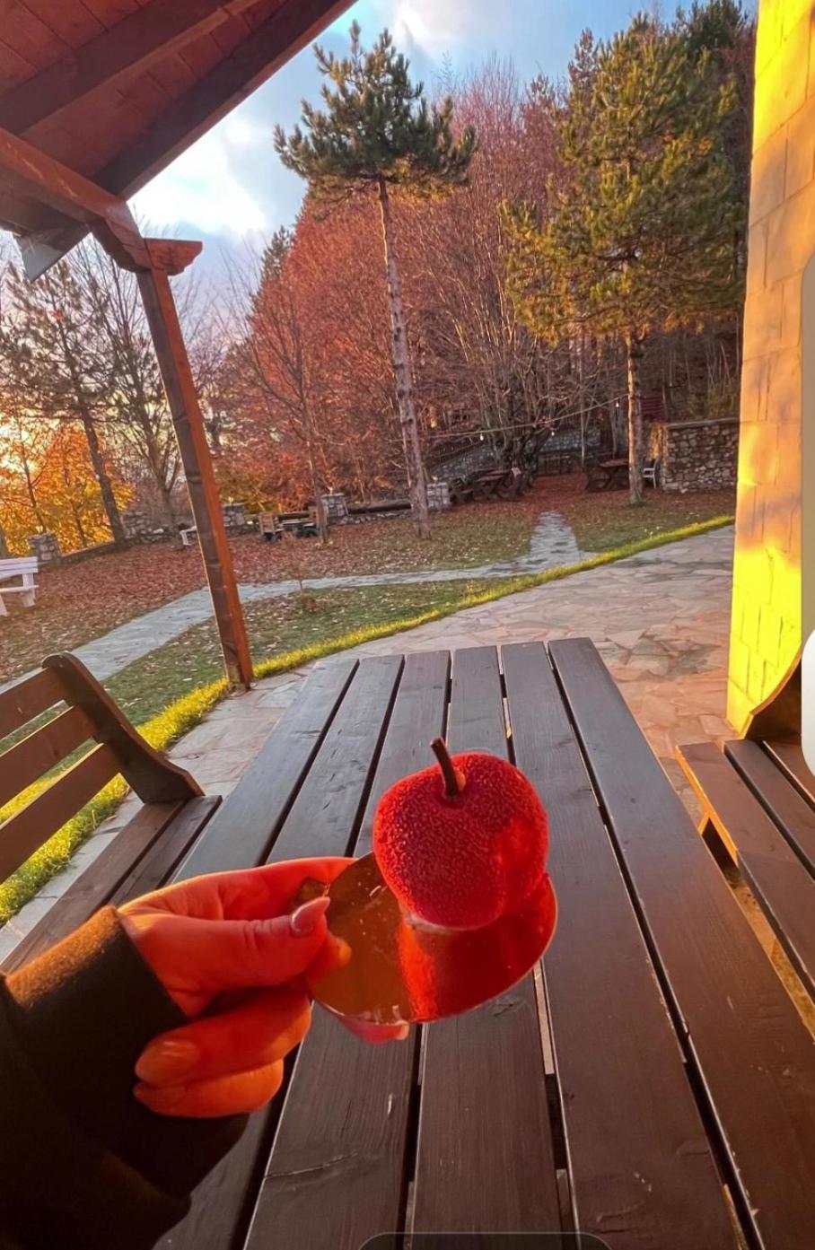 Razem Lendina e Qete