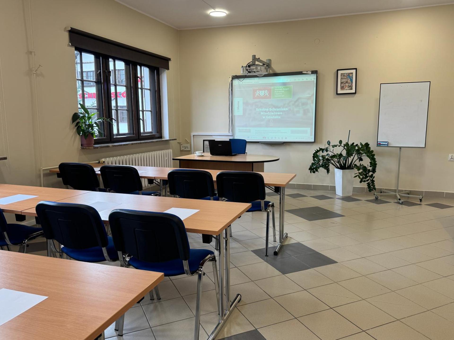 Meeting/conference room