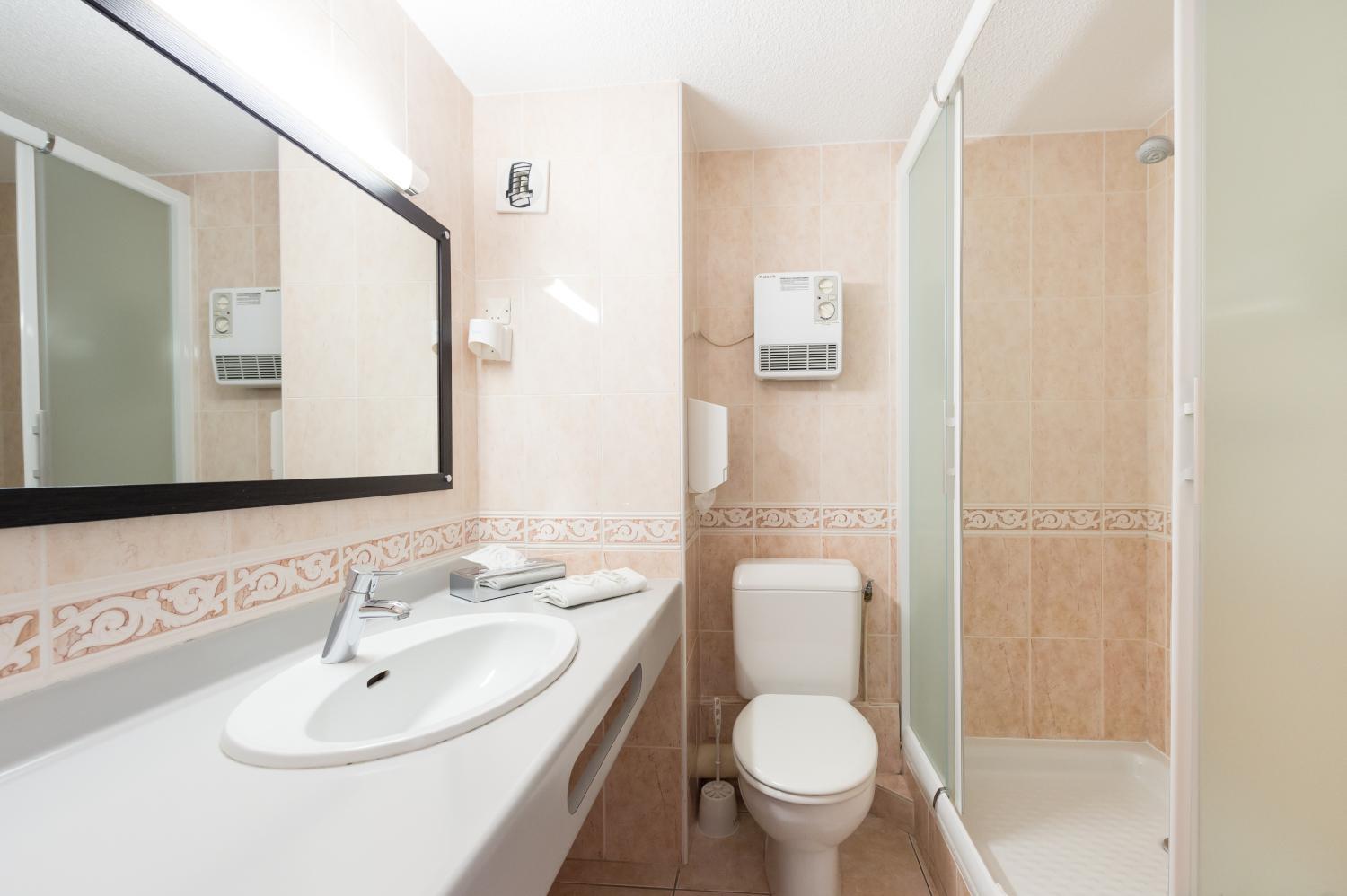 Triple Room with City View