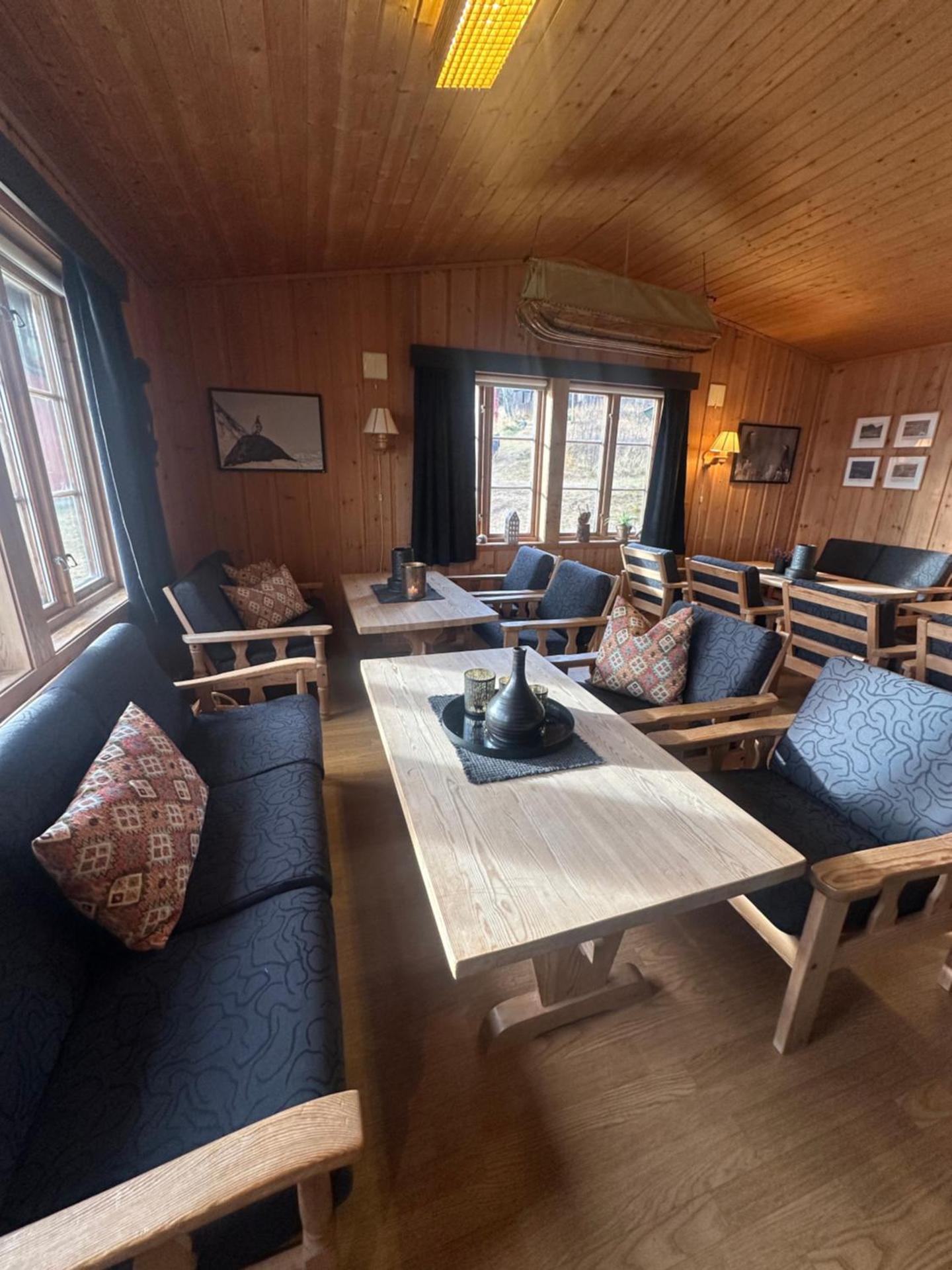 Møsstrond Turisthytte