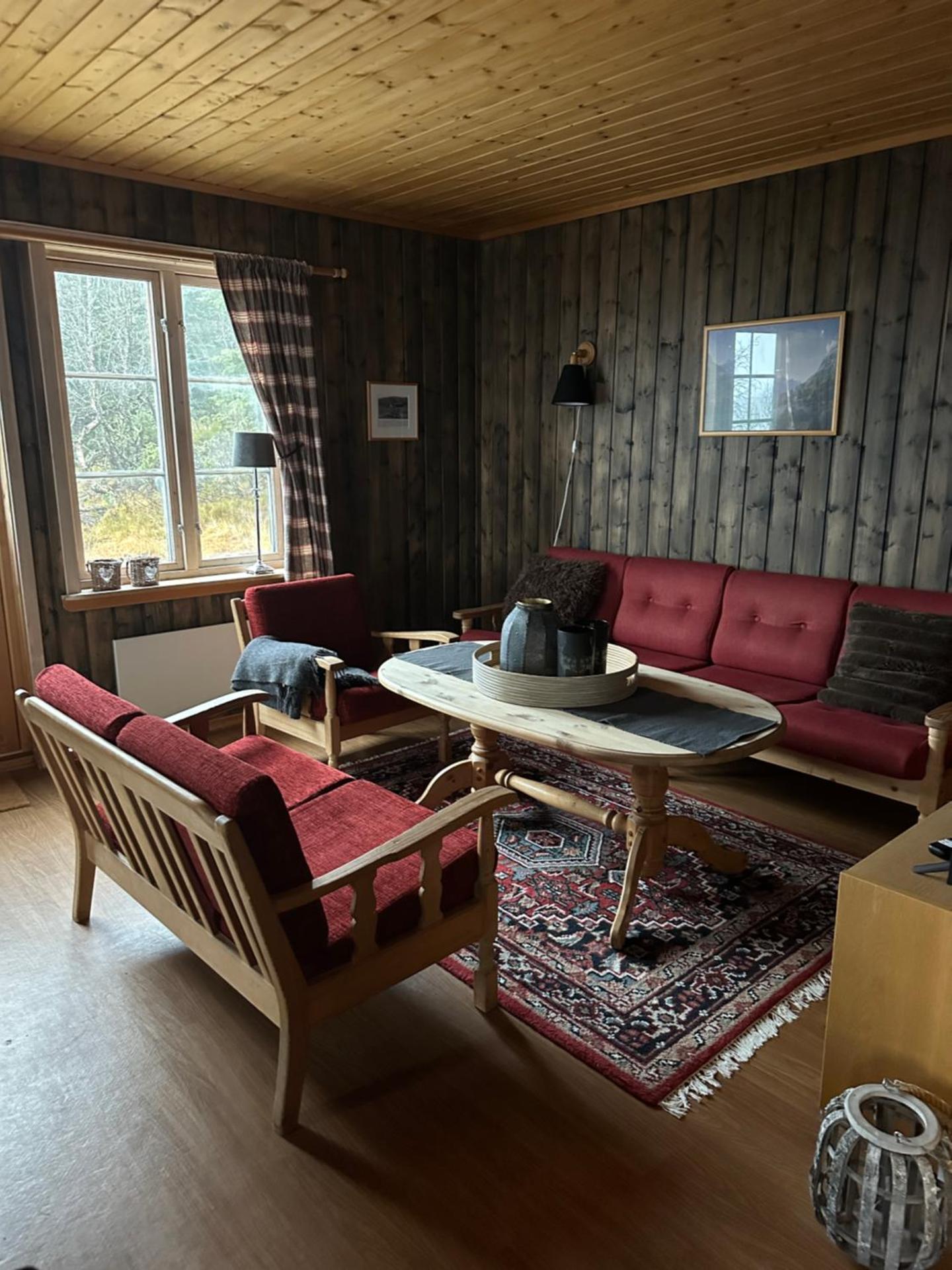 Møsstrond Turisthytte