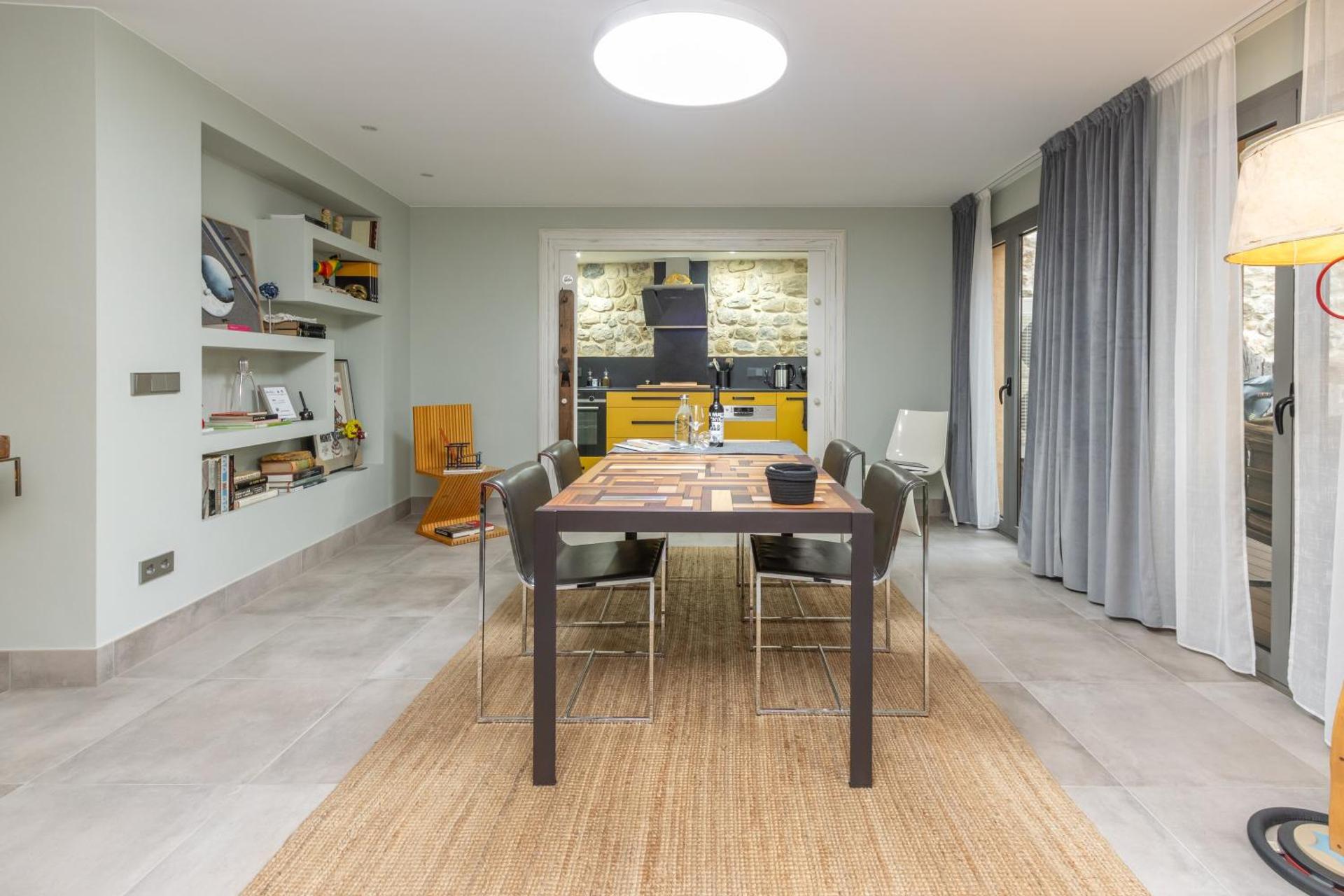 Kel Domènech Luxury Apartment