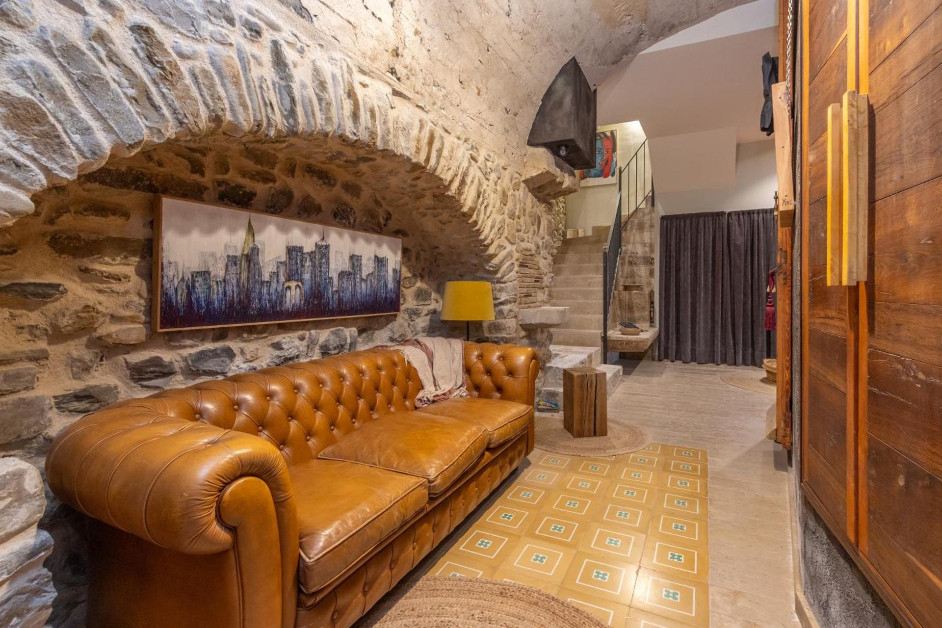 Kel Domènech Luxury Apartment