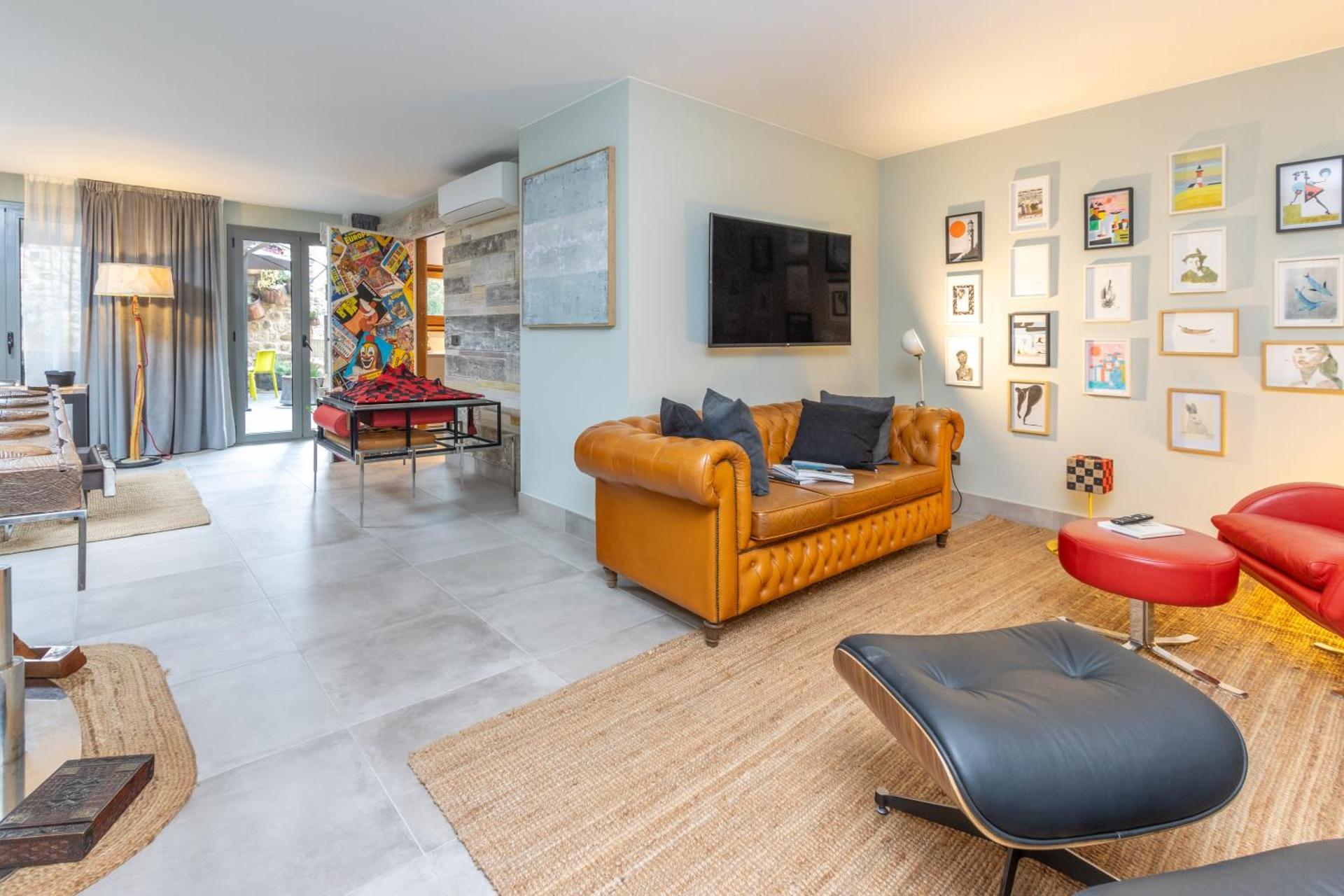 Kel Domènech Luxury Apartment