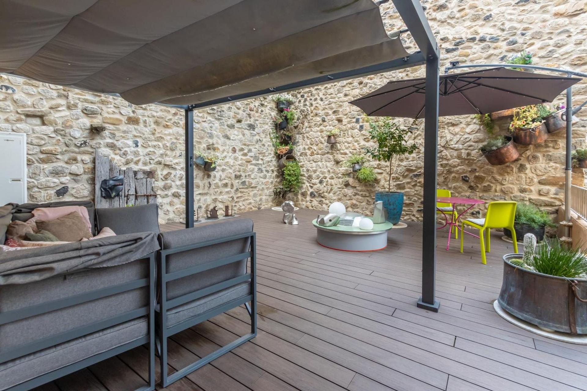 Kel Domènech Luxury Apartment