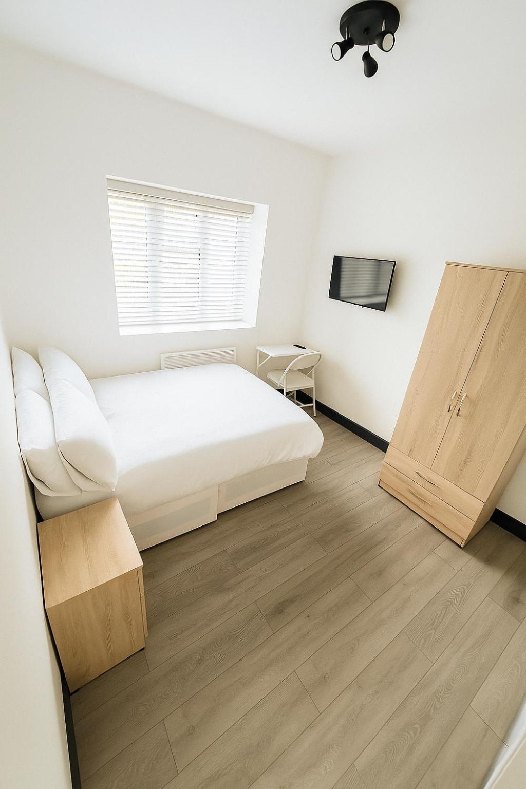 Highbury Modern Self Contained Studios Private Self Check-in 15 Min to Central London