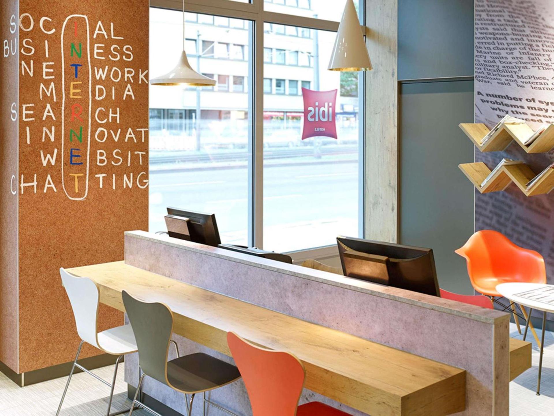 Meeting/conference room