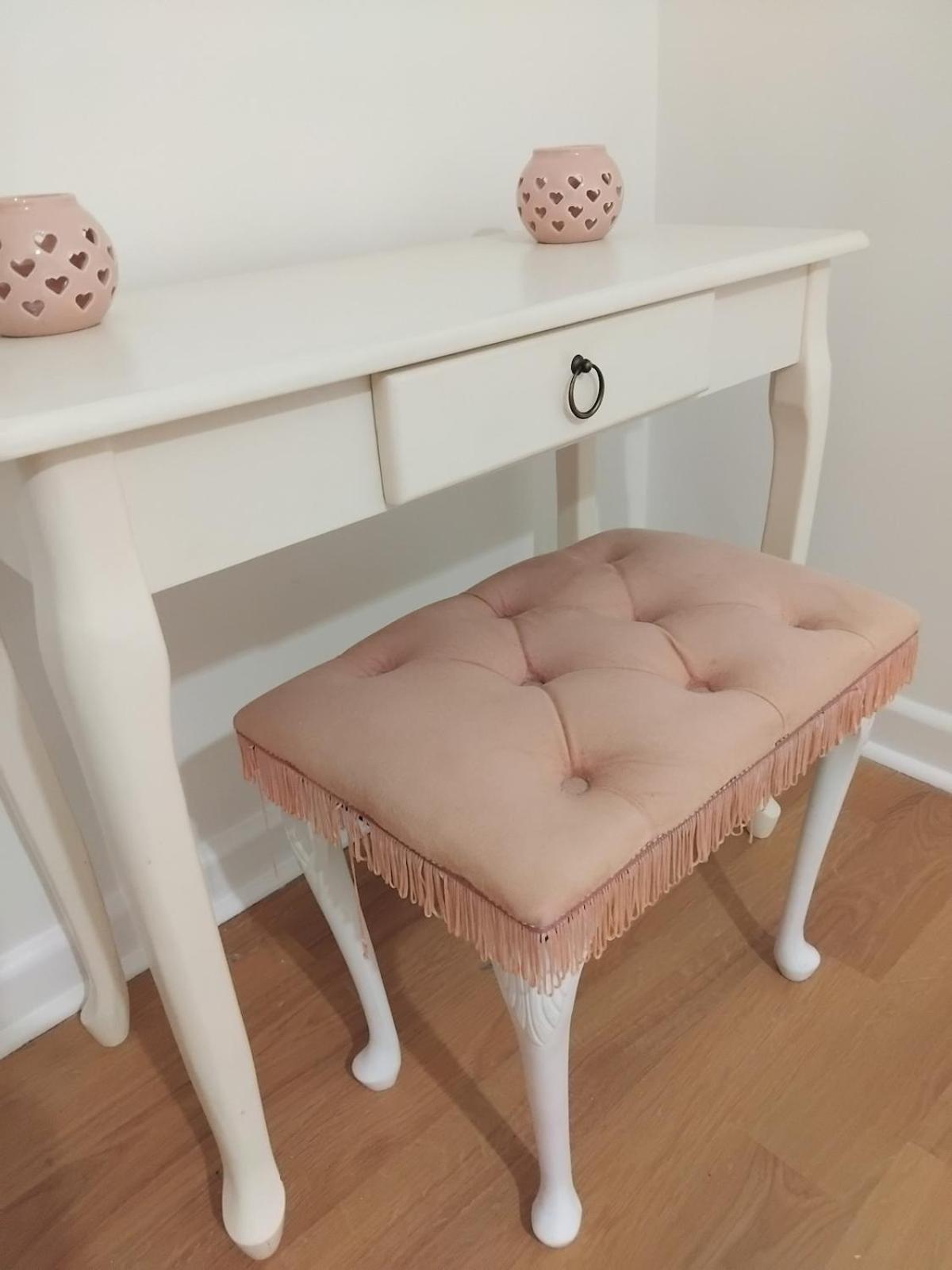 Charming Chard Town House Pets Welcome