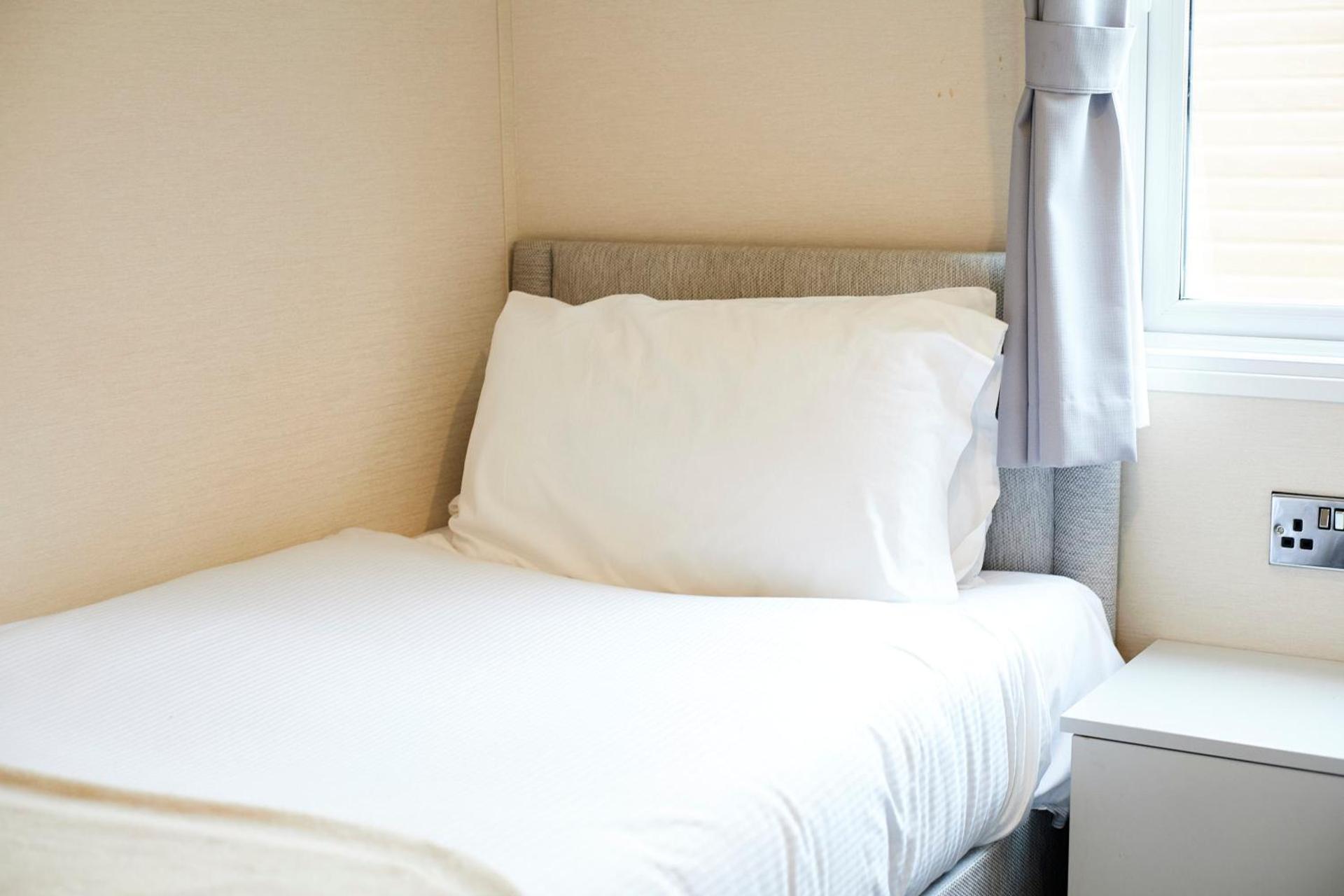 Lucas Lodge with Hot Tub