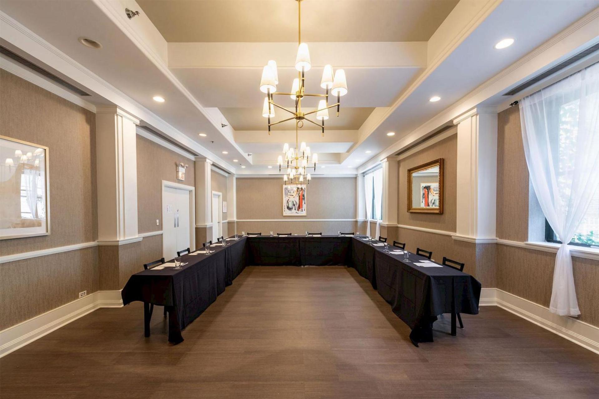 Meeting/conference room