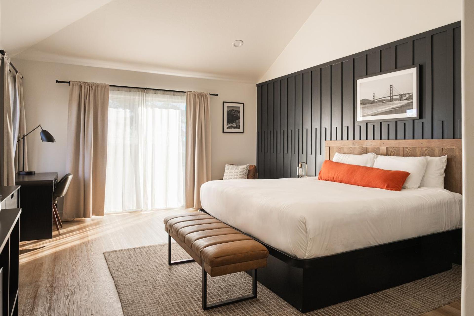 Bodega Coast Inn and Suites