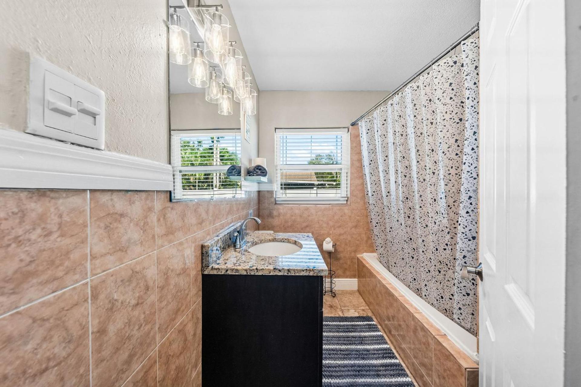 Private 5BR Oasis with Pool Near Clearwater Beach