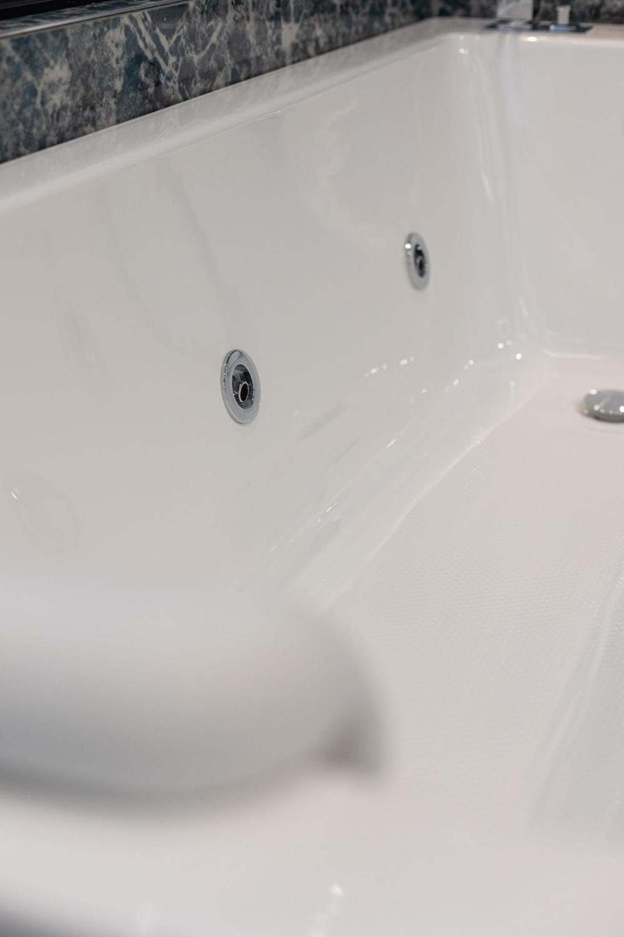 World Luxury Suites Trikala