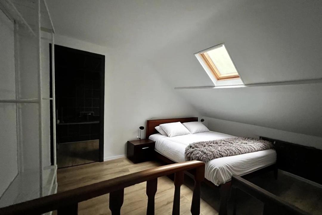 Rive Gauche F centre - gare - aéroport