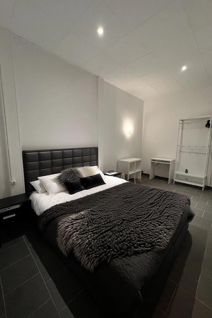 Rive Gauche F centre - gare - aéroport