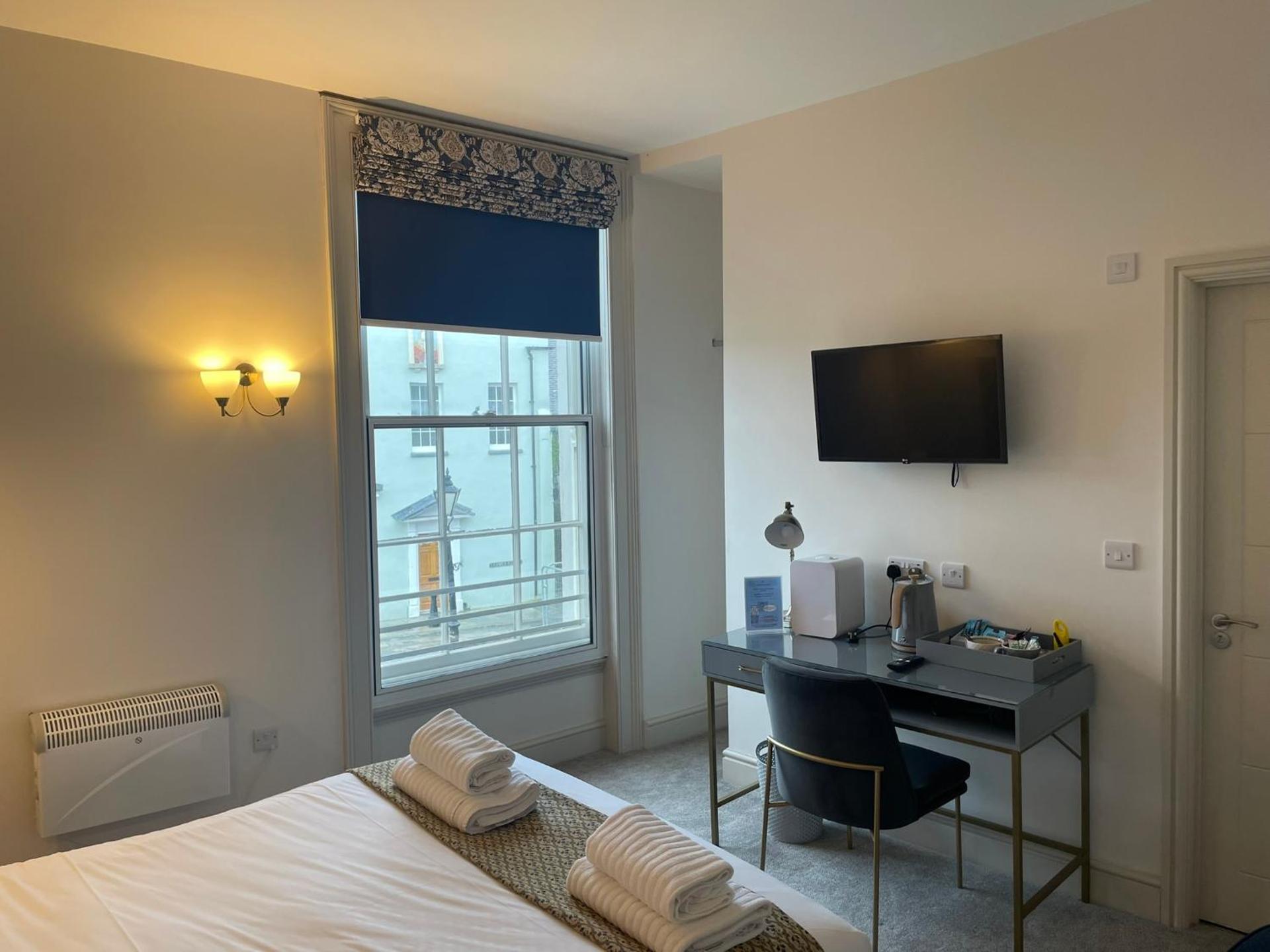 The Old Custom House