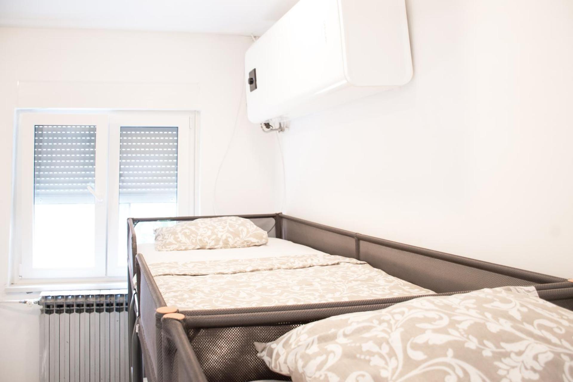 Spacious Central Sesvete Pad