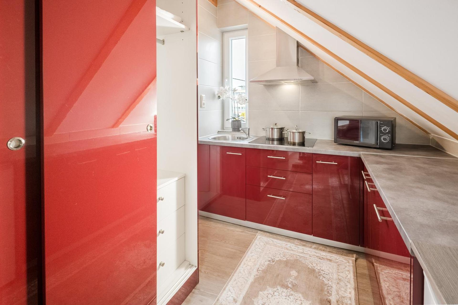 Kitchen or kitchenette