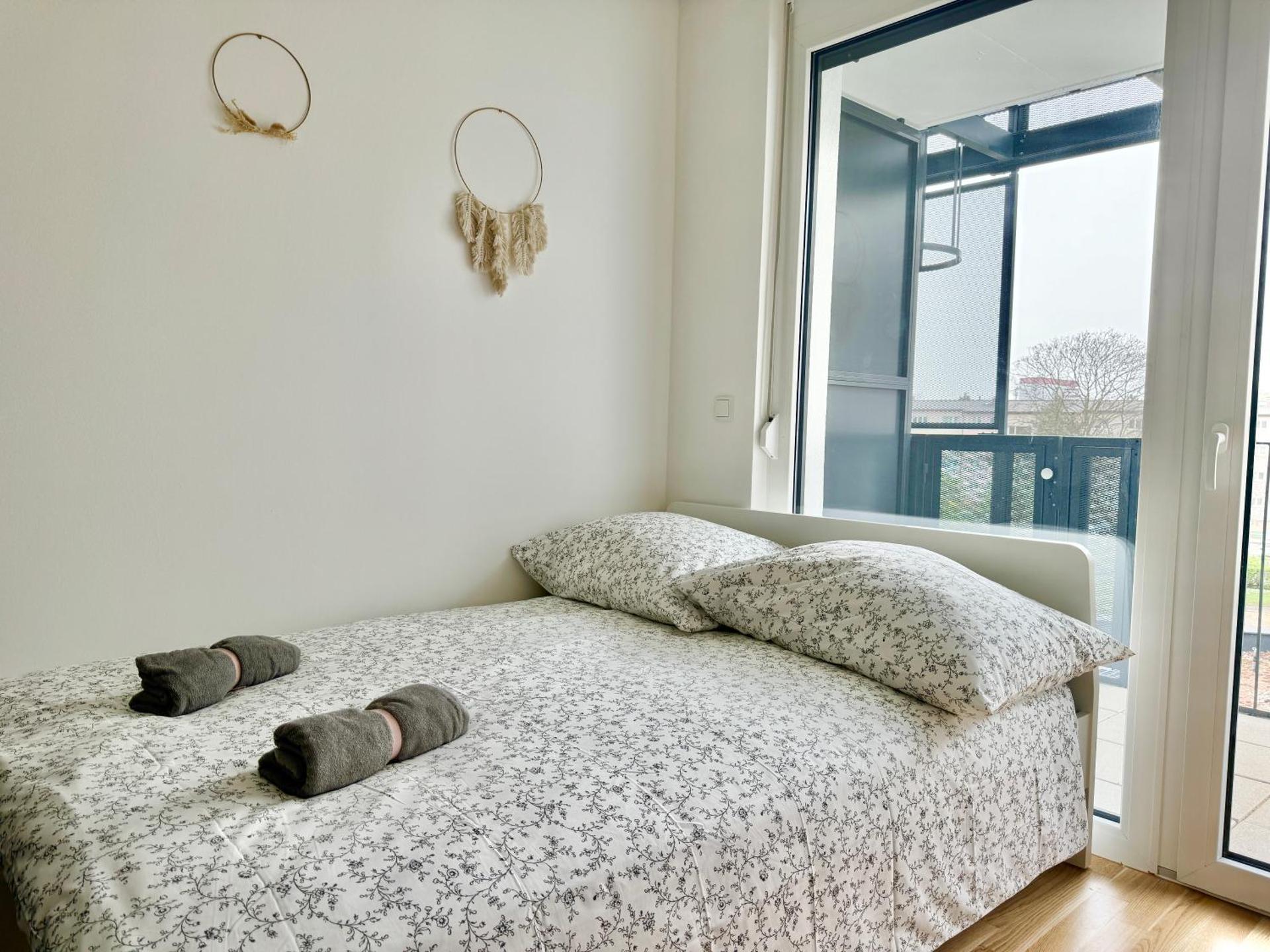 Brand New Danube Apartment with Balcony and Free Parking