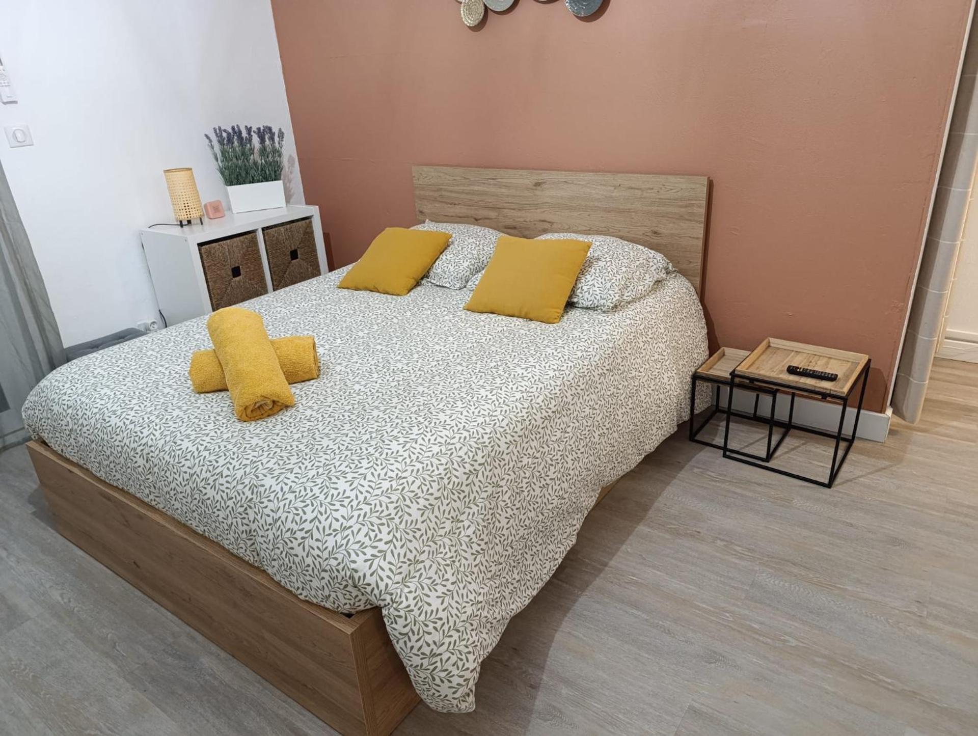 Élégant studio Gréoux Les Bains