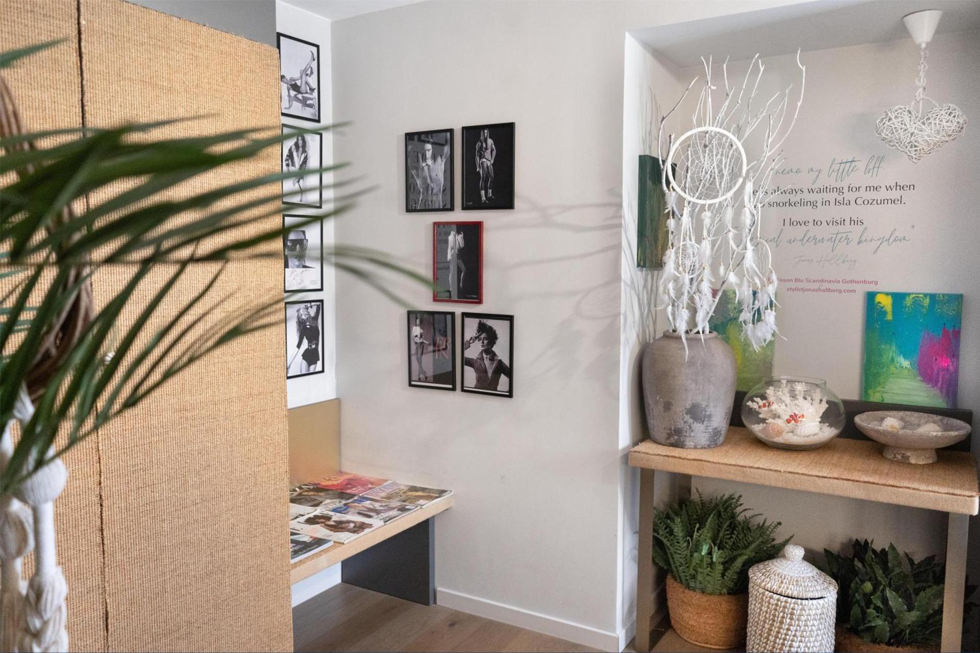 Photo of the whole room