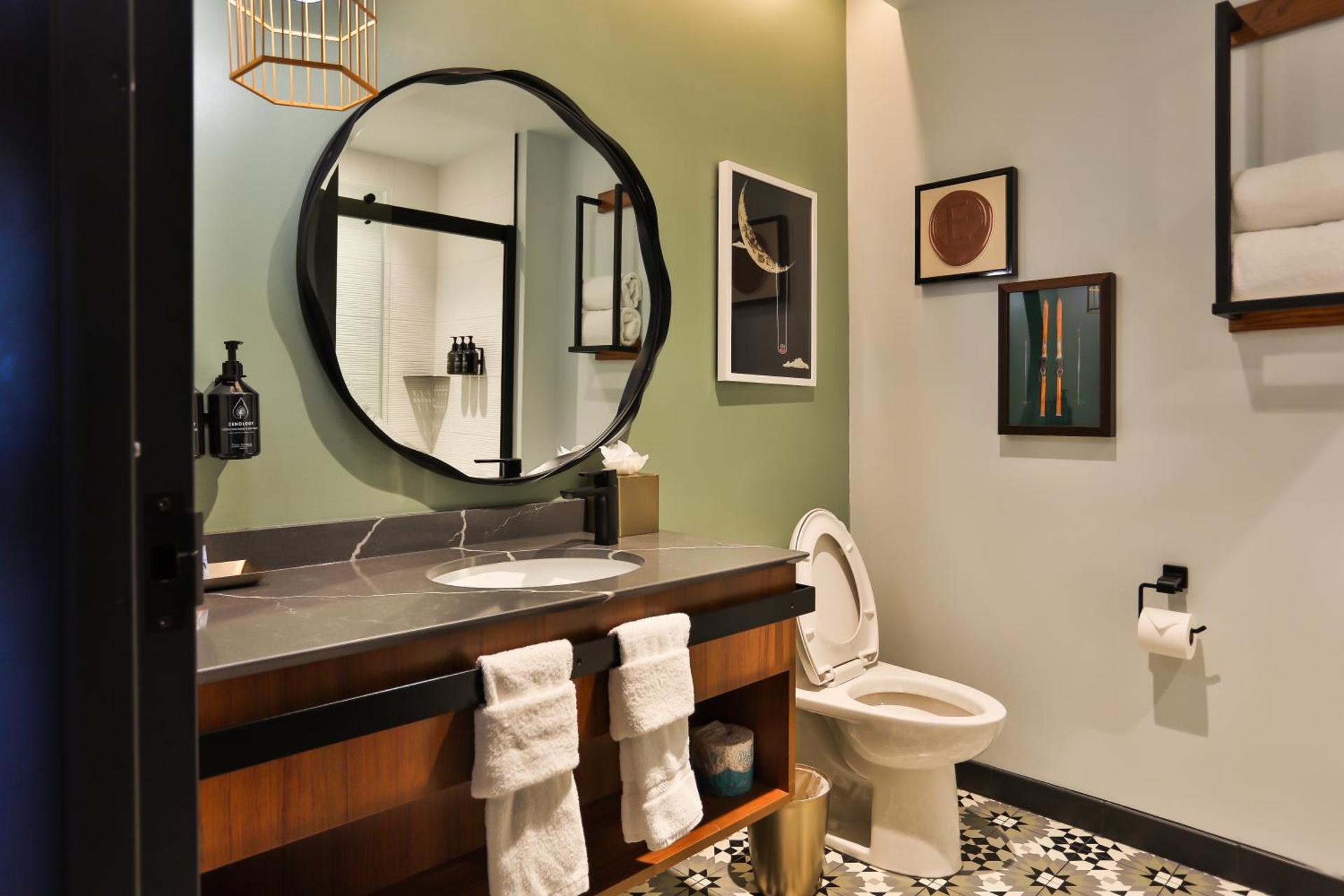 King Room with Mountain View